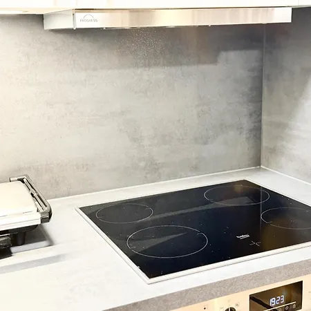 Modern Living In - Frieden Apartman *