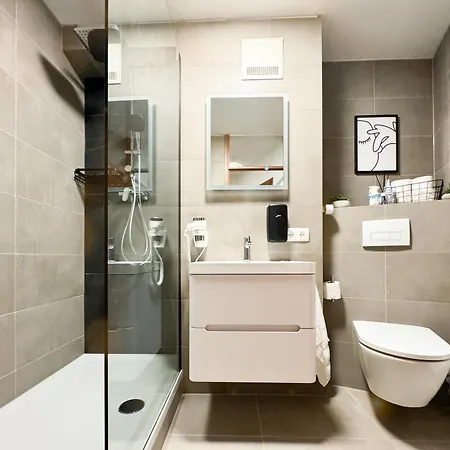Modern Living In - Frieden * Карлсруэ