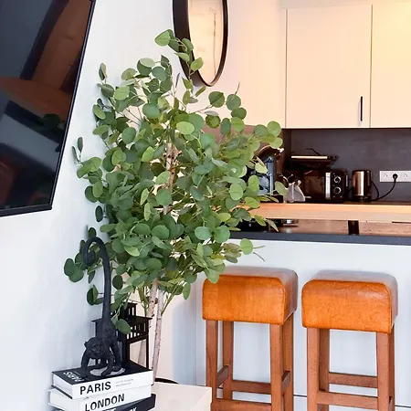 Modern Living In - Frieden Карлсруэ